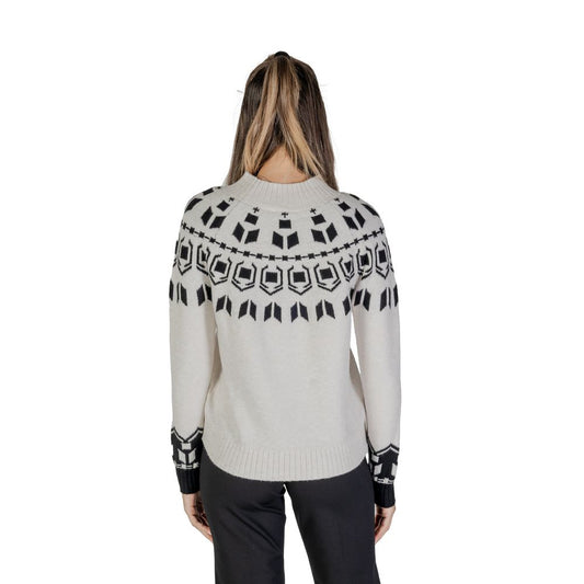 Street One Cream Cotton Sweater $166.00 Street One Luzworld