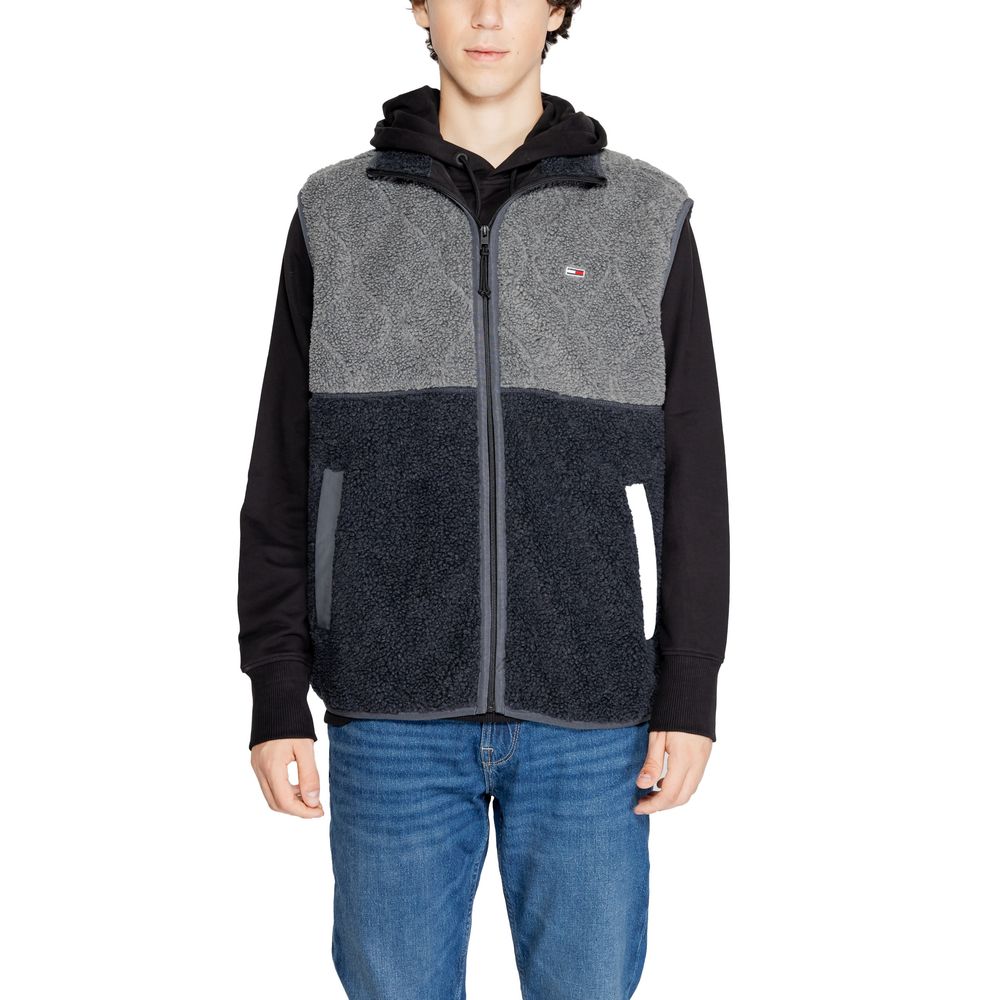 Tommy Hilfiger Jeans Black Recycled Polyester Sleveless Jacket $260.00 Tommy Hilfiger Jeans Luzworld