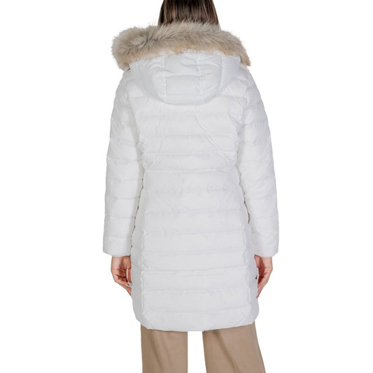 Tommy Hilfiger Jeans White Recycled Polyester Jackets & Coat $663.00 Tommy Hilfiger Jeans Luzworld