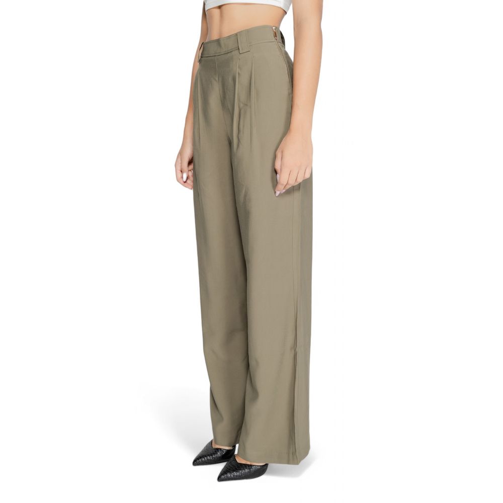 Morgan De Toi Green Cotton Pant $157.00 Morgan De Toi Luzworld