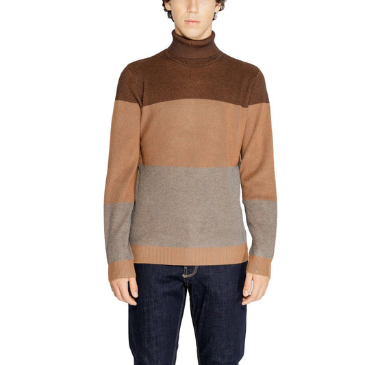 Hamaki-Ho Brown Viscose Turtleneck $144.00 Hamaki-Ho Luzworld