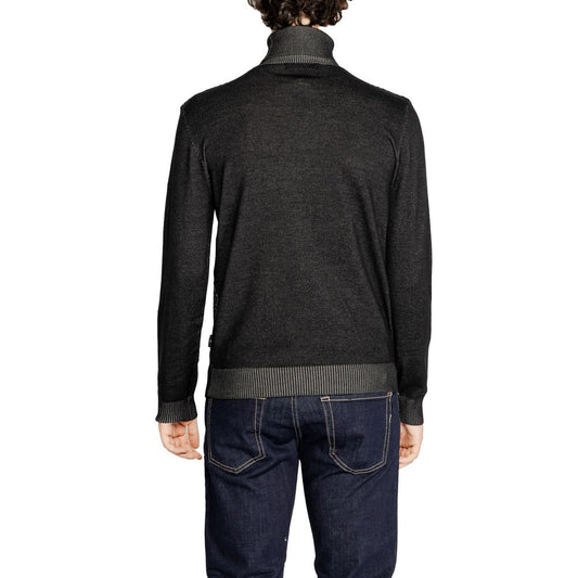 Hamaki-Ho Black Viscose Turtleneck $135.00 Hamaki-Ho Luzworld
