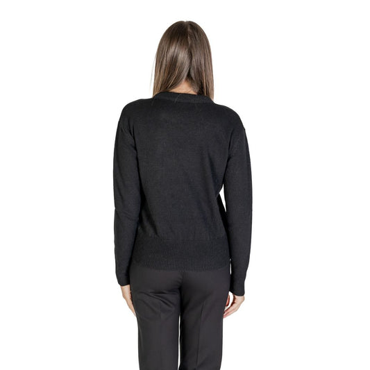 Alviero Martini Prima Classe Black Polyester Sweater $302.00 Alviero Martini Prima Classe Luzworld