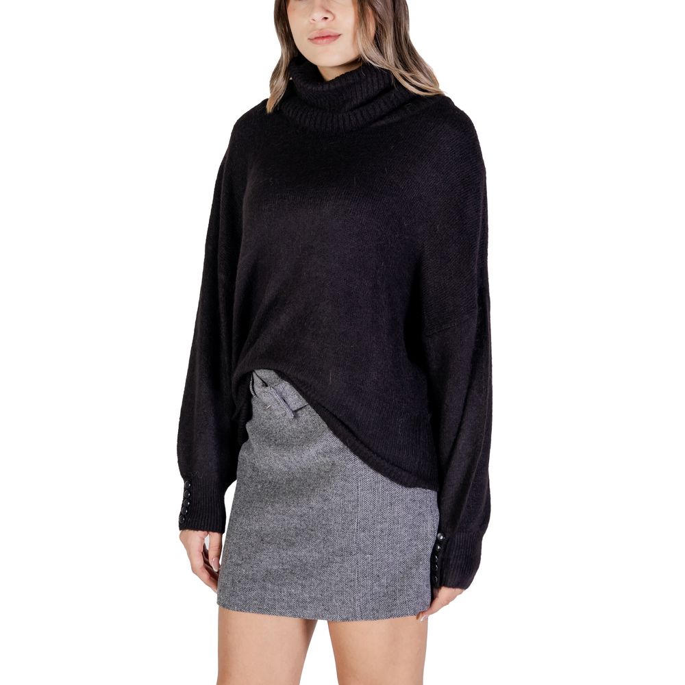 ICHI Black Marabou Turtleneck $143.00 ICHI Luzworld