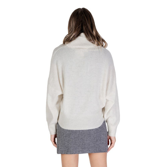 ICHI Cream Marabou Turtleneck $143.00 ICHI Luzworld