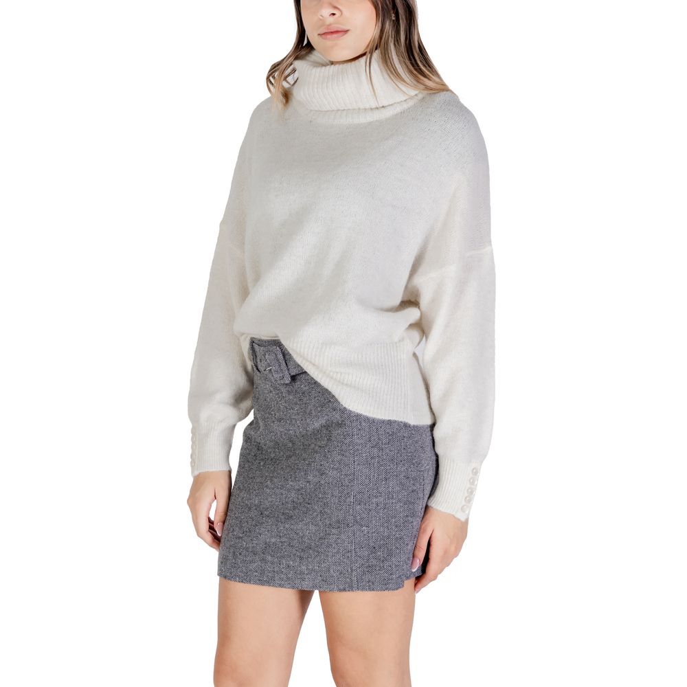 ICHI Cream Marabou Turtleneck $143.00 ICHI Luzworld