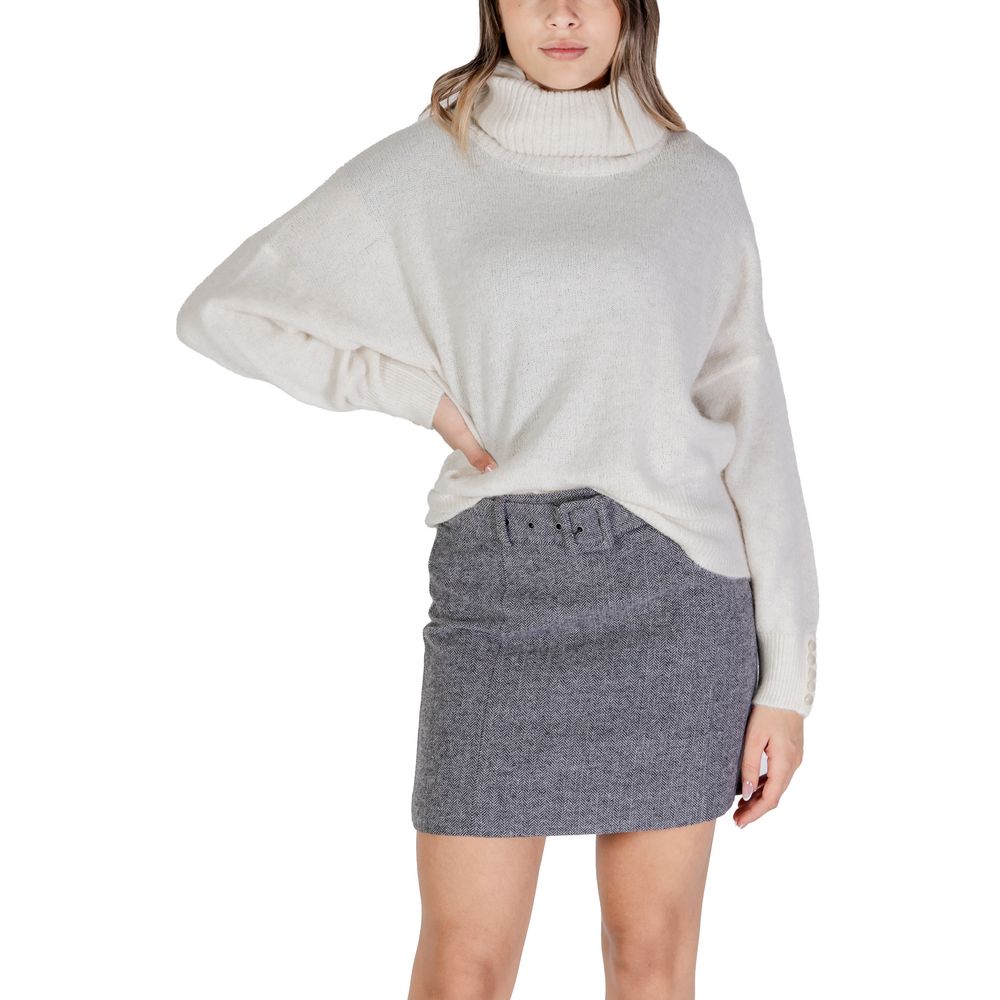 ICHI Cream Marabou Turtleneck $143.00 ICHI Luzworld