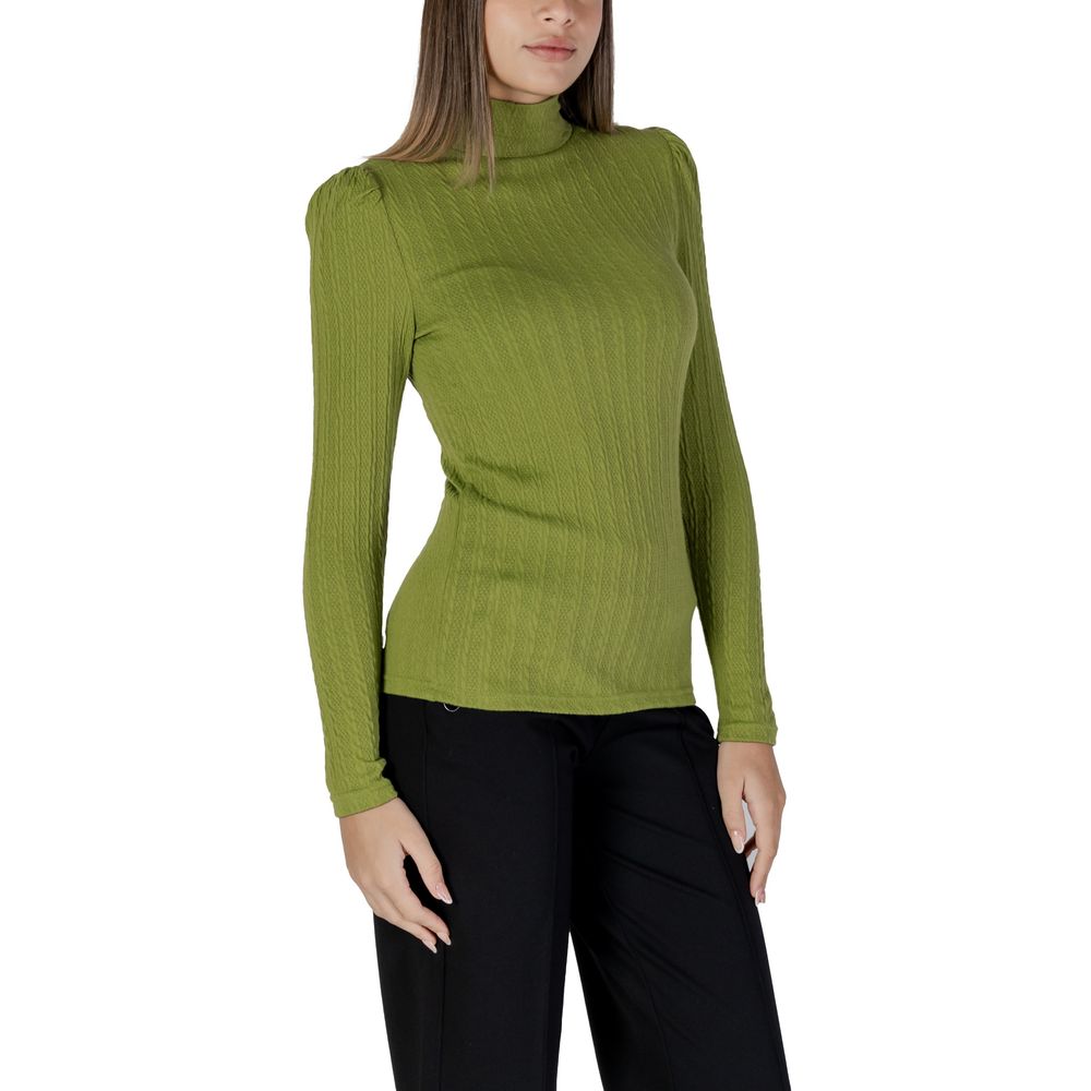 B.Young Green Polyester Long Sleeve $118.00 B.Young Luzworld