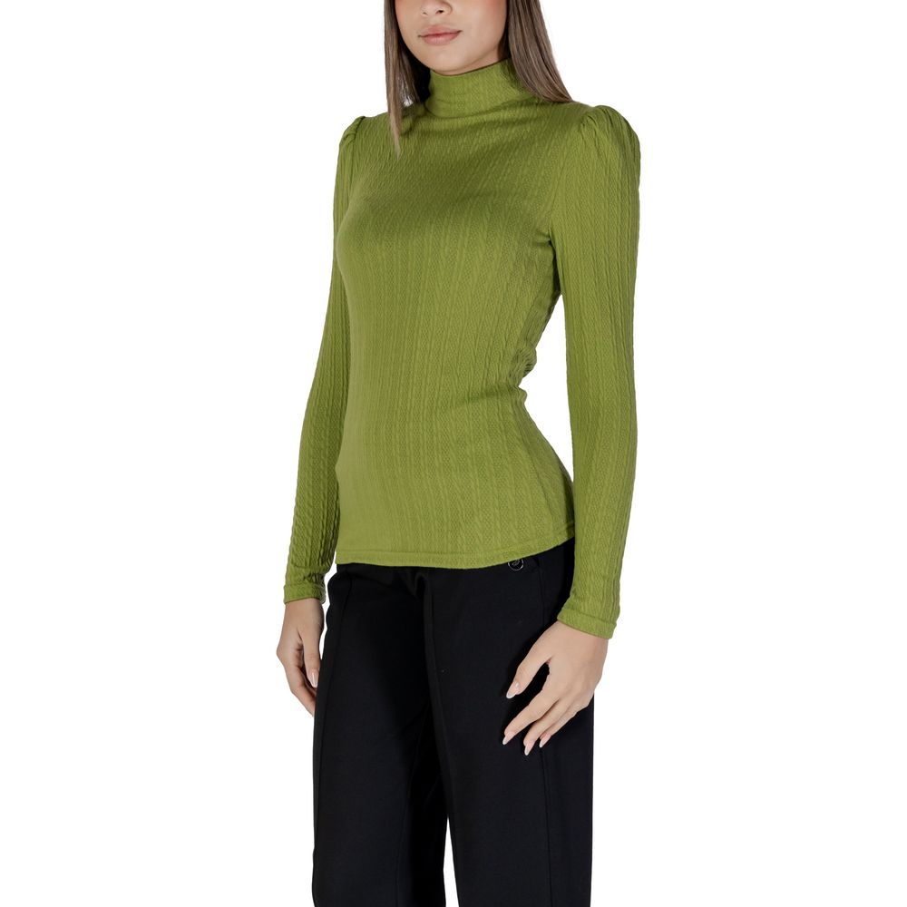 B.Young Green Polyester Long Sleeve $118.00 B.Young Luzworld