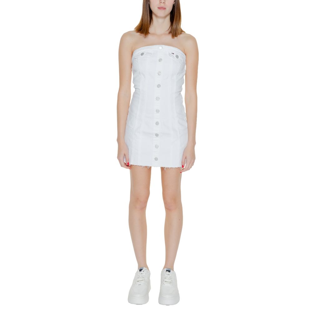 Tommy Hilfiger Jeans White Recycled Cotton Short $256.00 Tommy Hilfiger Jeans Luzworld