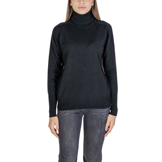 Alviero Martini Prima Classe Black Viscose Turtleneck $292.00 Alviero Martini Prima Classe Luzworld