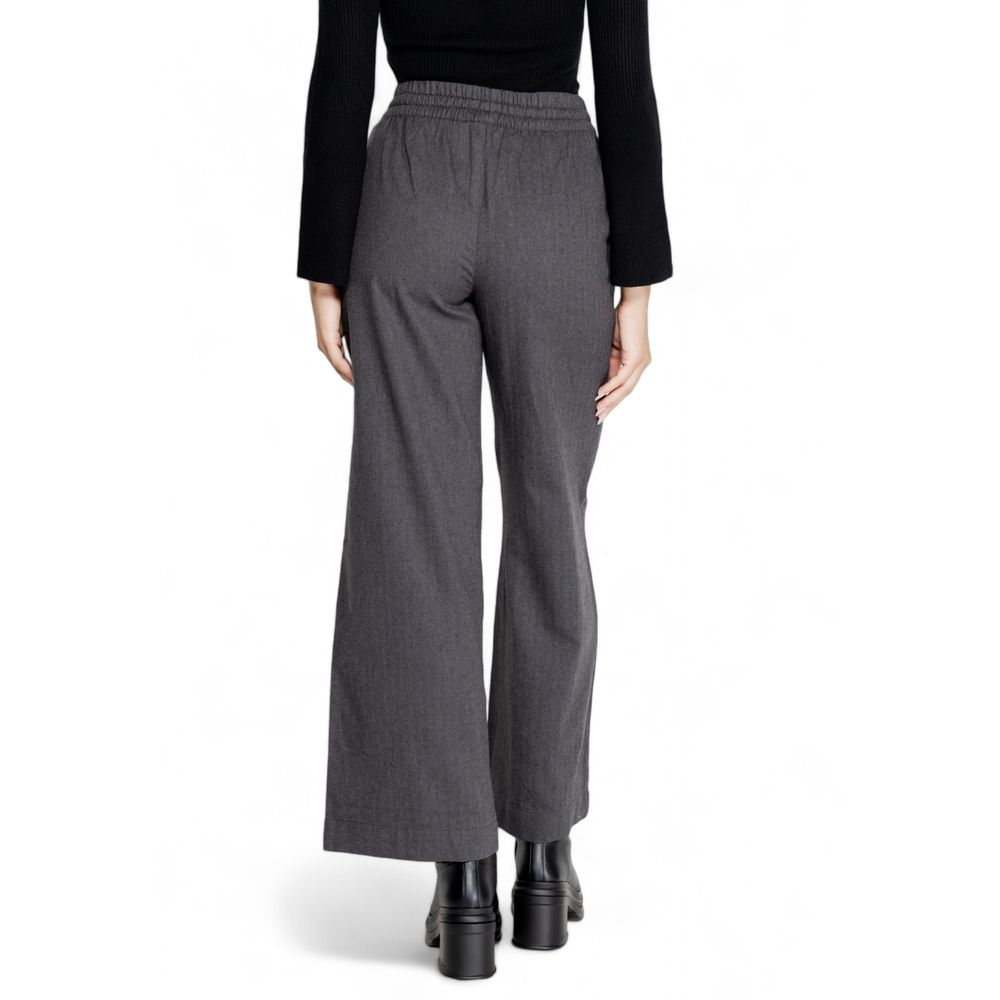 Jacqueline De Yong Gray Cotton Pant $123.00 Jacqueline De Yong Luzworld