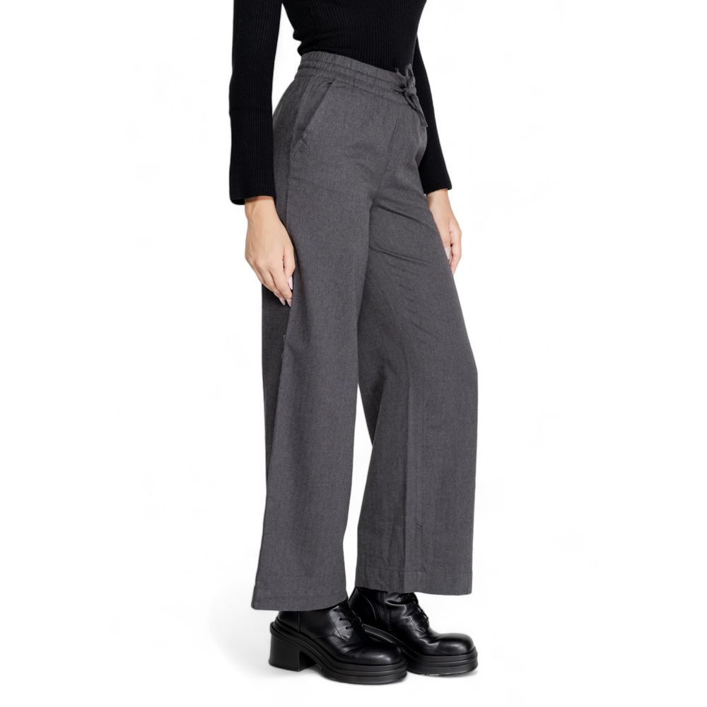 Jacqueline De Yong Gray Cotton Pant $123.00 Jacqueline De Yong Luzworld