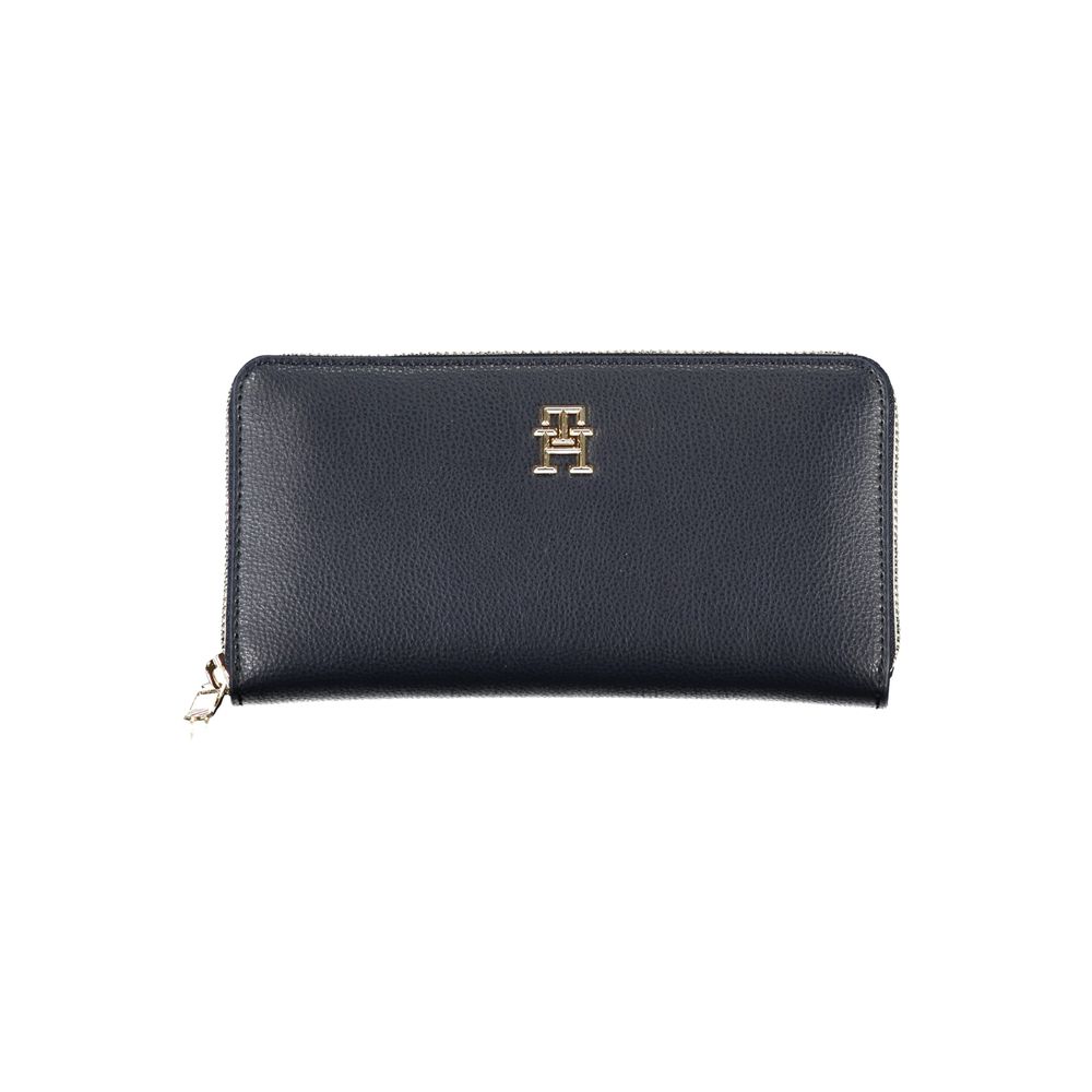 Tommy Hilfiger Elegant Blue Designer Wallet $198.00 Tommy Hilfiger Luzworld