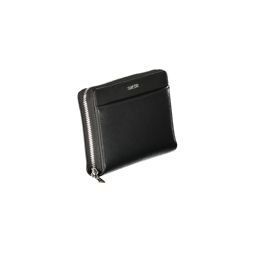 Calvin Klein Black Polyethylene Women Wallet $217.00 Calvin Klein Luzworld