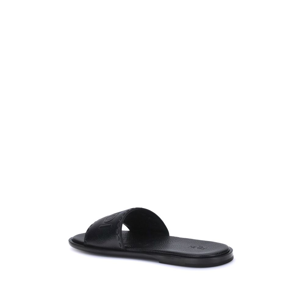 Fendi Sandals with logo $1352.00 Fendi Luzworld