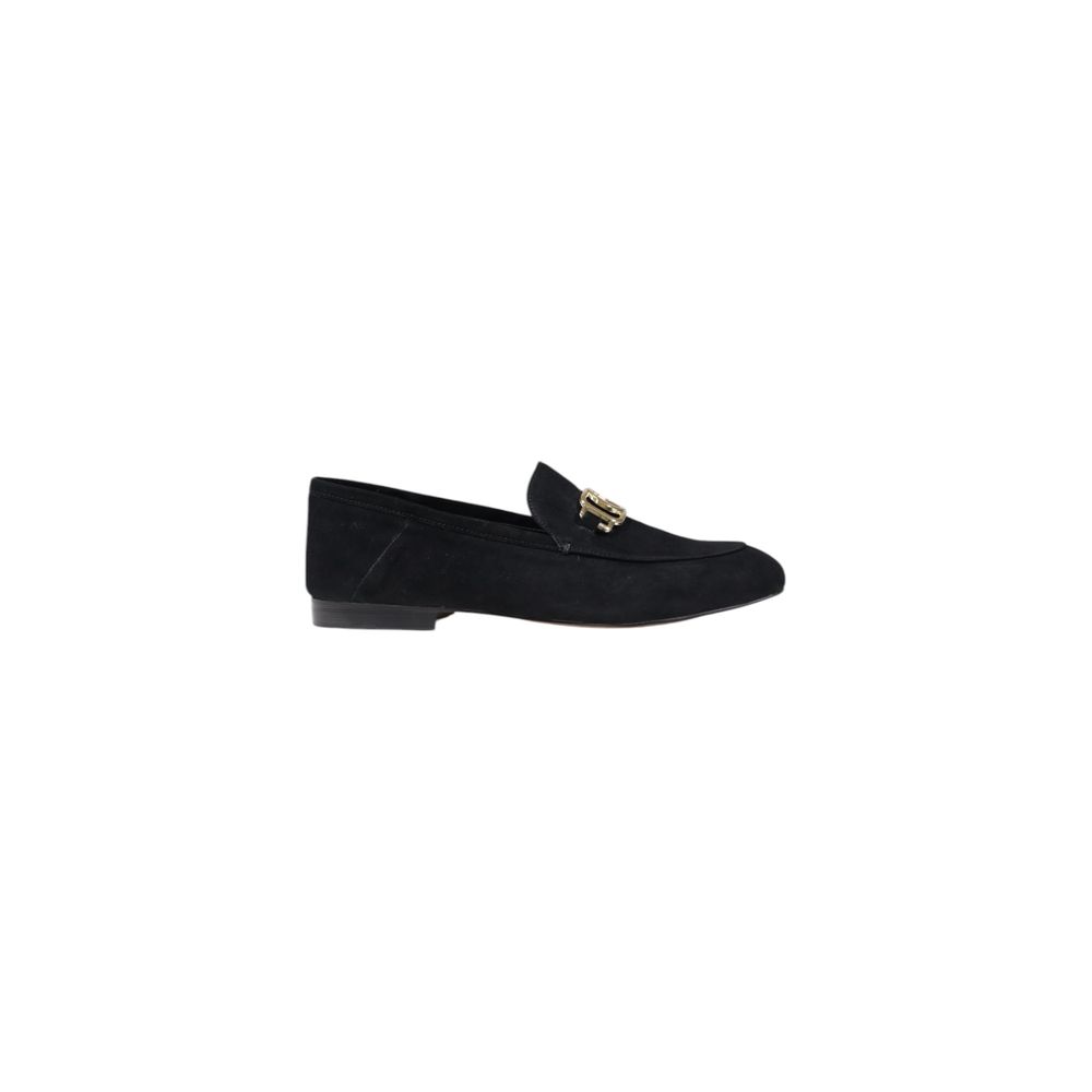 Guess Black Leather Platform $297.00 Guess Luzworld