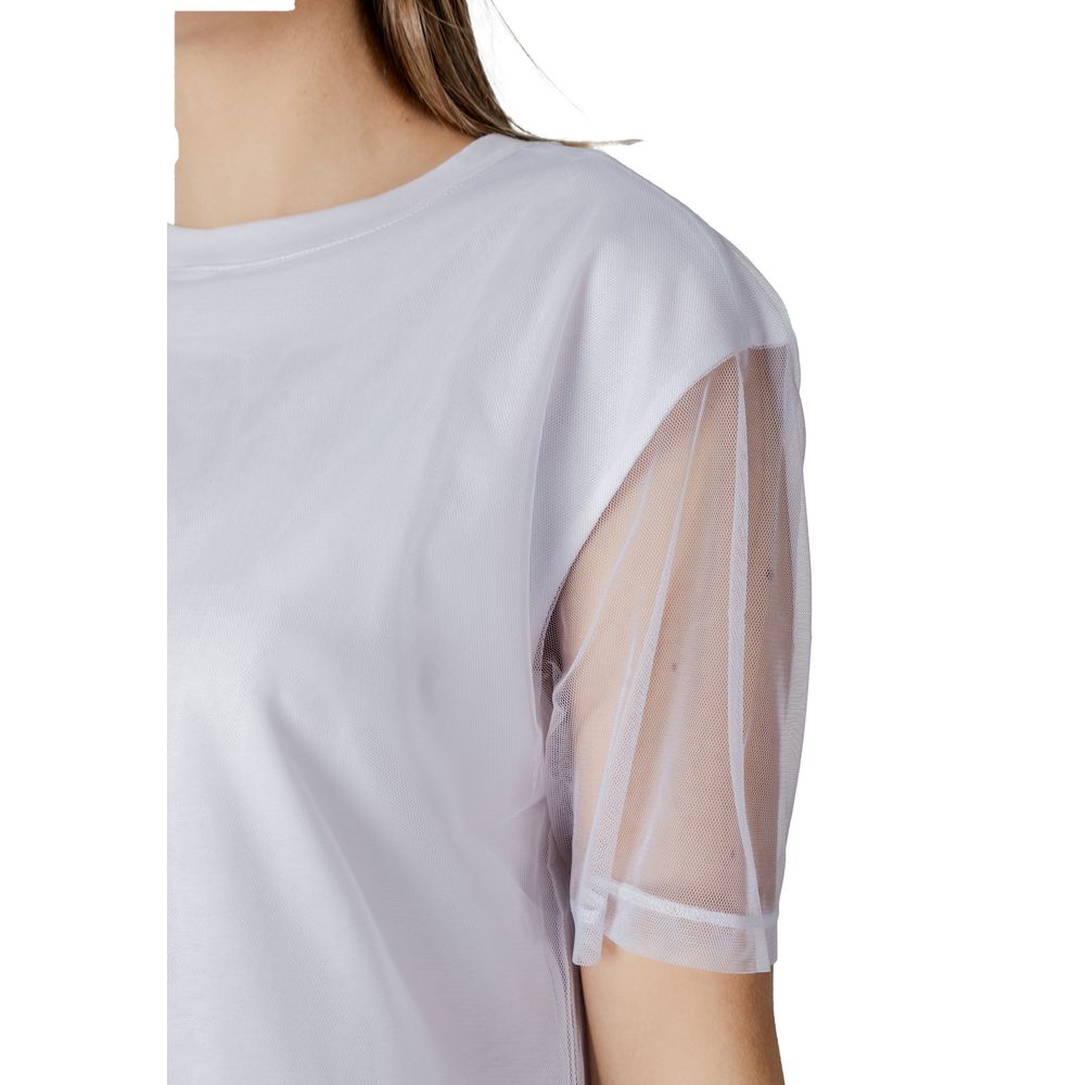 Armani Exchange White Cotton T-Shirt $198.00 Armani Exchange Luzworld