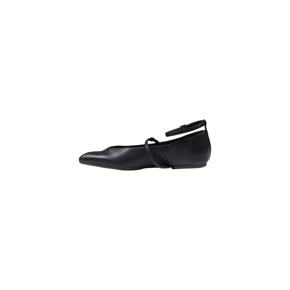 Armani Exchange Black Polyester Platform $317.00 Armani Exchange Luzworld