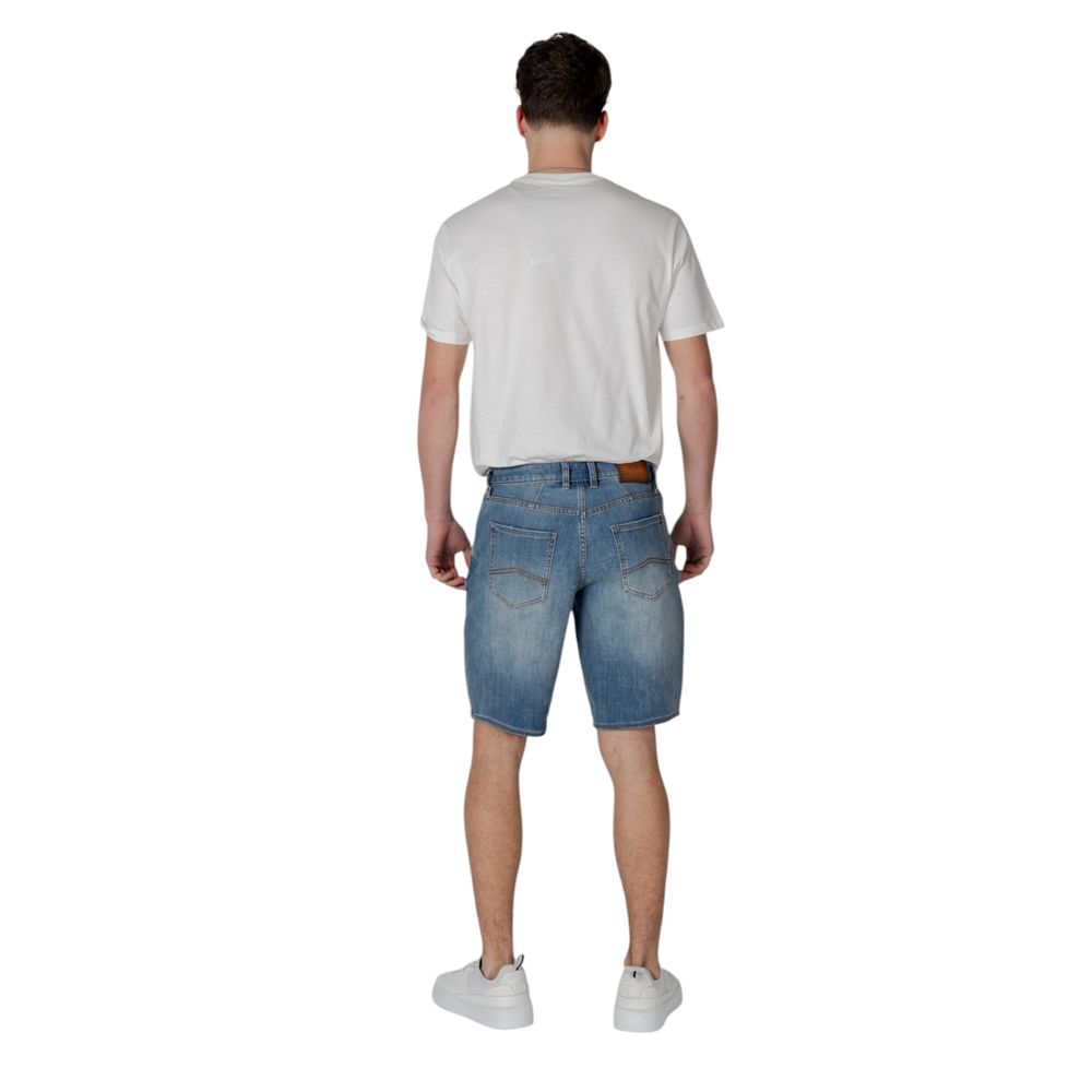 Armani Exchange Blue Polyester Bermuda $272.00 Armani Exchange Luzworld