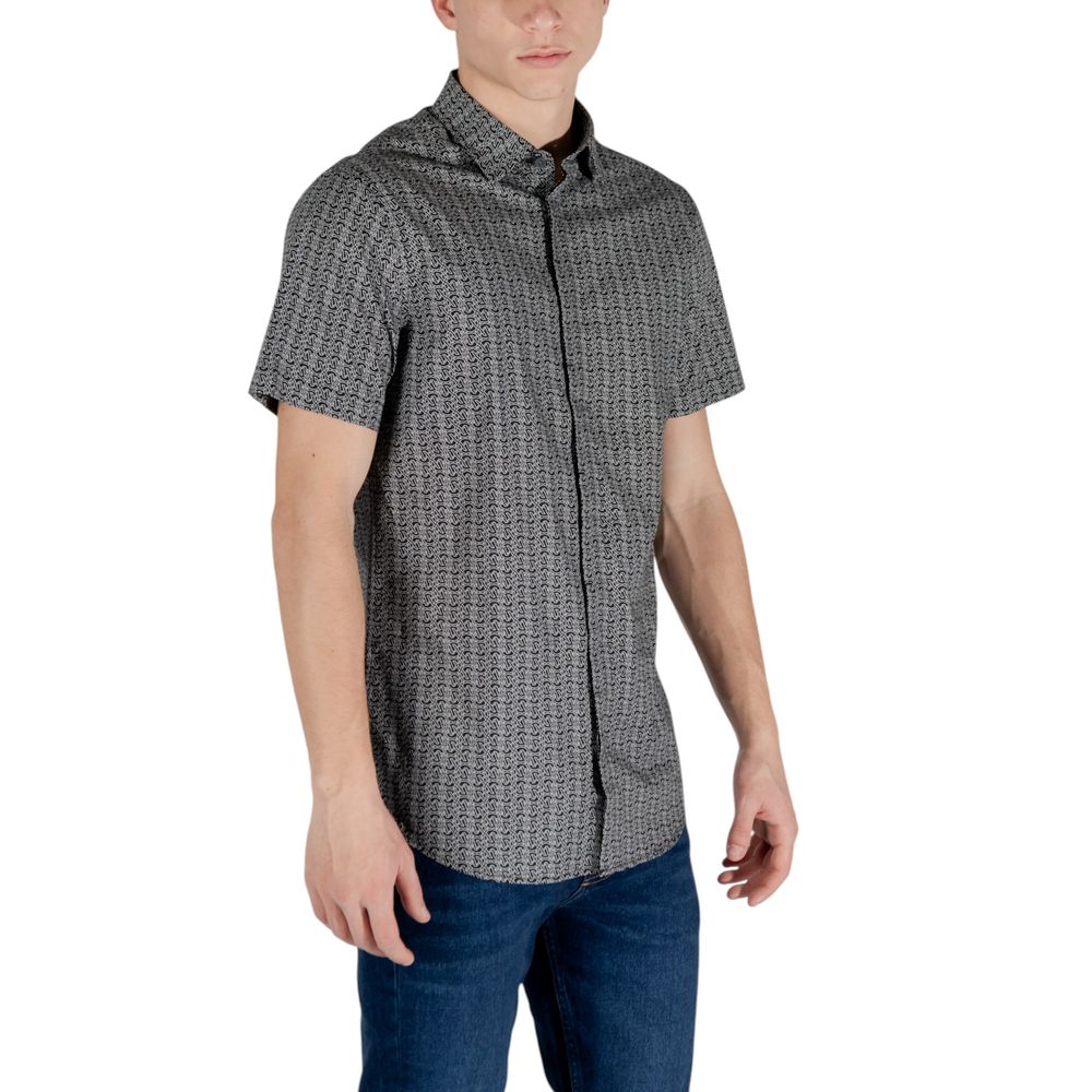 Armani Exchange Black Cotton Shortsleeve $198.00 Armani Exchange Luzworld