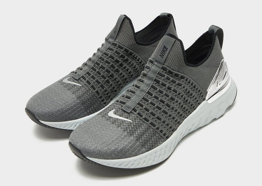 Nike React Phantom Run Flyknit 2 Grey